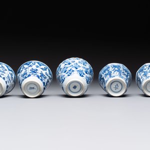 16 Chinese blue and white wares, Ming/Qing — photo 16