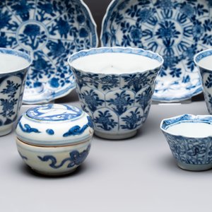 16 Chinese blue and white wares, Ming/Qing — photo 6