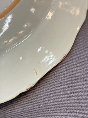 17 Chinese blue, white and famille rose plates and an Imari-style tea caddy — 照片 37