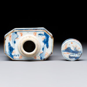 17 Chinese blue, white and famille rose plates and an Imari-style tea caddy — 照片 12