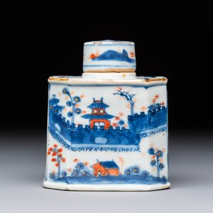 17 Chinese blue, white and famille rose plates and an Imari-style tea caddy — 照片 8