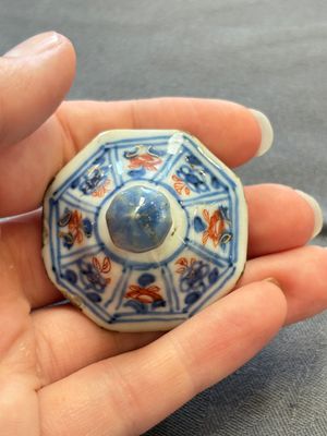 17 Chinese famille rose, verte and Imari-style wares, Kangxi/Qianlong — photo 60
