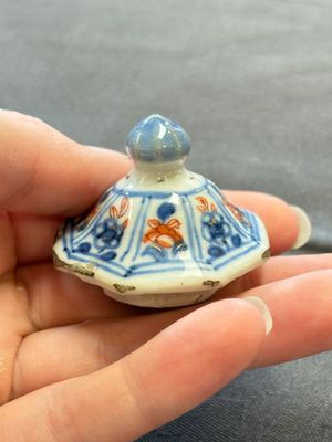 17 Chinese famille rose, verte and Imari-style wares, Kangxi/Qianlong — photo 61