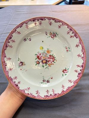 17 Chinese famille rose, verte and Imari-style wares, Kangxi/Qianlong — photo 7