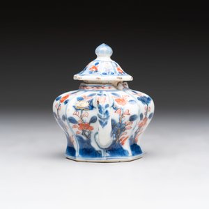 17 Chinese famille rose, verte and Imari-style wares, Kangxi/Qianlong — photo 11