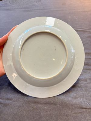 18 Chinese blue and white plates and saucers with floral design, 18th C. — 照片 6