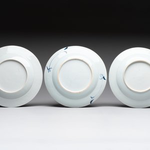 18 Chinese blue and white plates and saucers with floral design, 18th C. — 照片 7