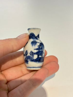 18 Chinese blue and white wares, Kangxi and later — photo 28