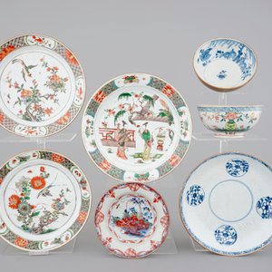 18th C. Chinese porcelain, mostly Kangxi famille verte: 4 plates and 3 bowls — foto 2