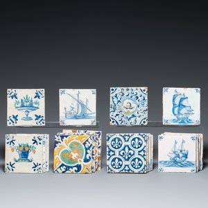 19 carreaux en faïence de Delft en bleu et blanc et polychrome, 16/17ème — photo 1