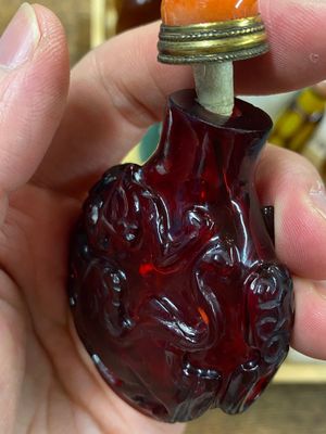 19 Chinese snuifflessen in glas, 19/20e eeuw — foto 25