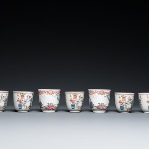 19 tasses et 15 soucoupes en porcelaine de Chine famille rose, Qianlong — photo 11