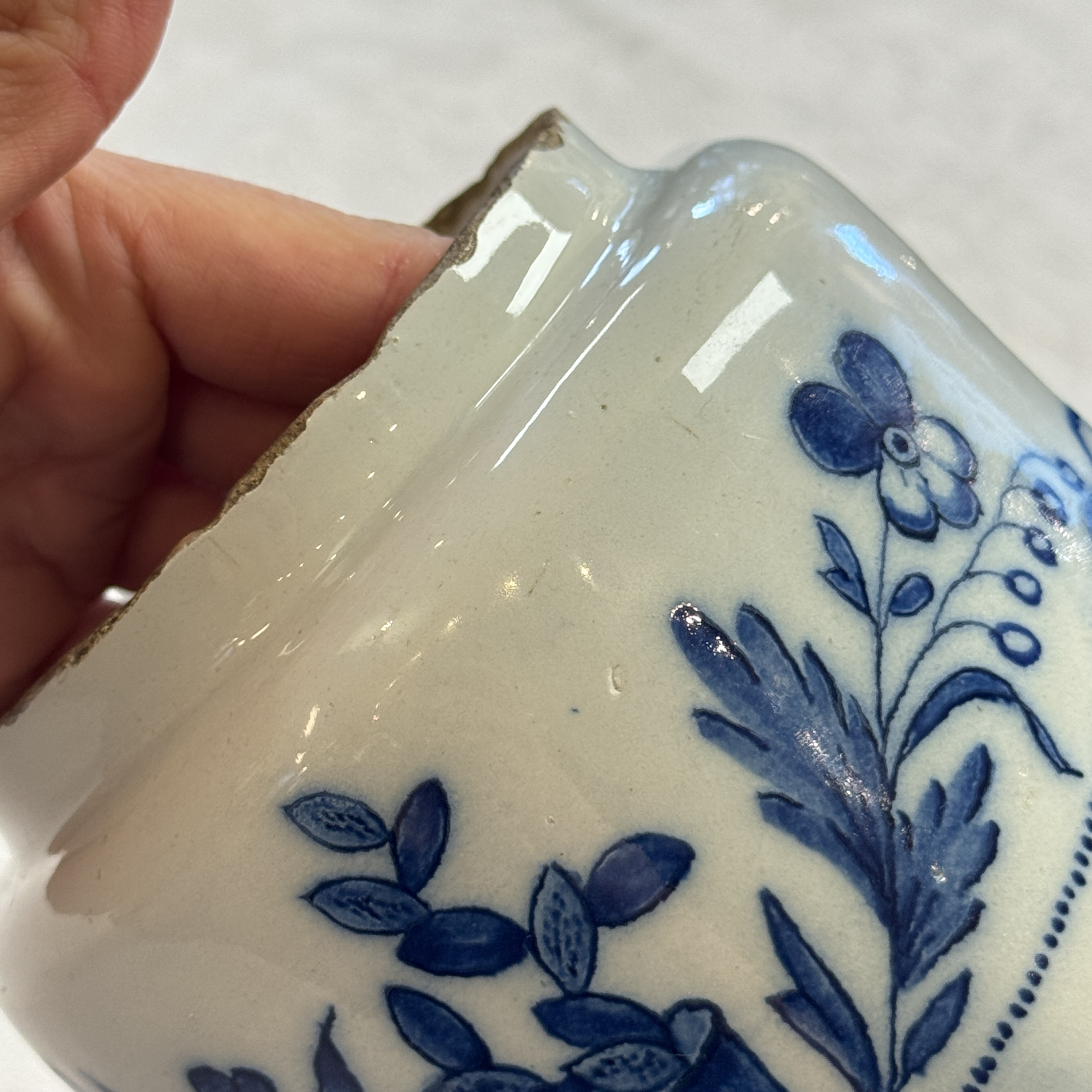 A pair of blue and white Dutch Delft albarelli-type apothecary jars — photo 14