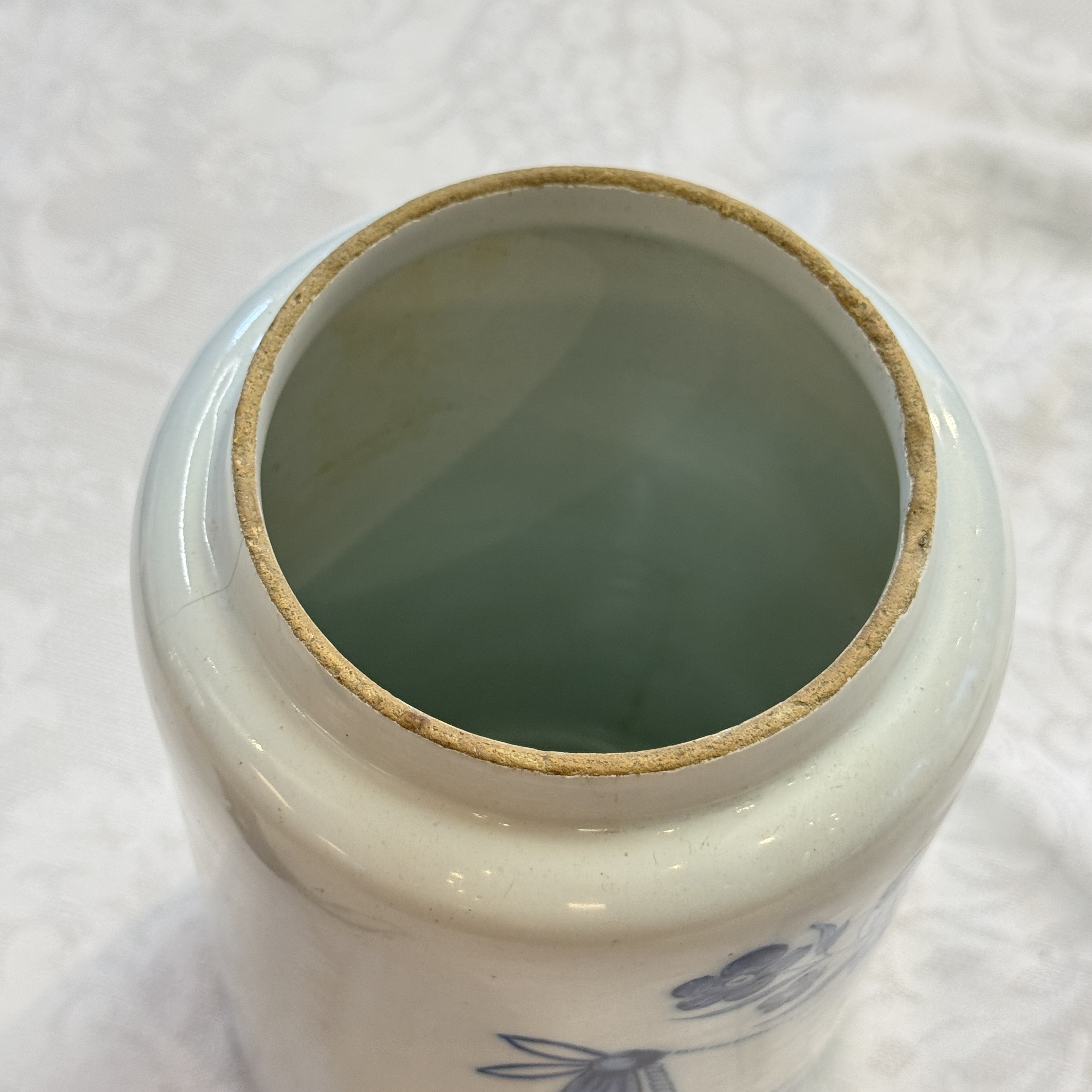 A pair of blue and white Dutch Delft albarelli-type apothecary jars — photo 19