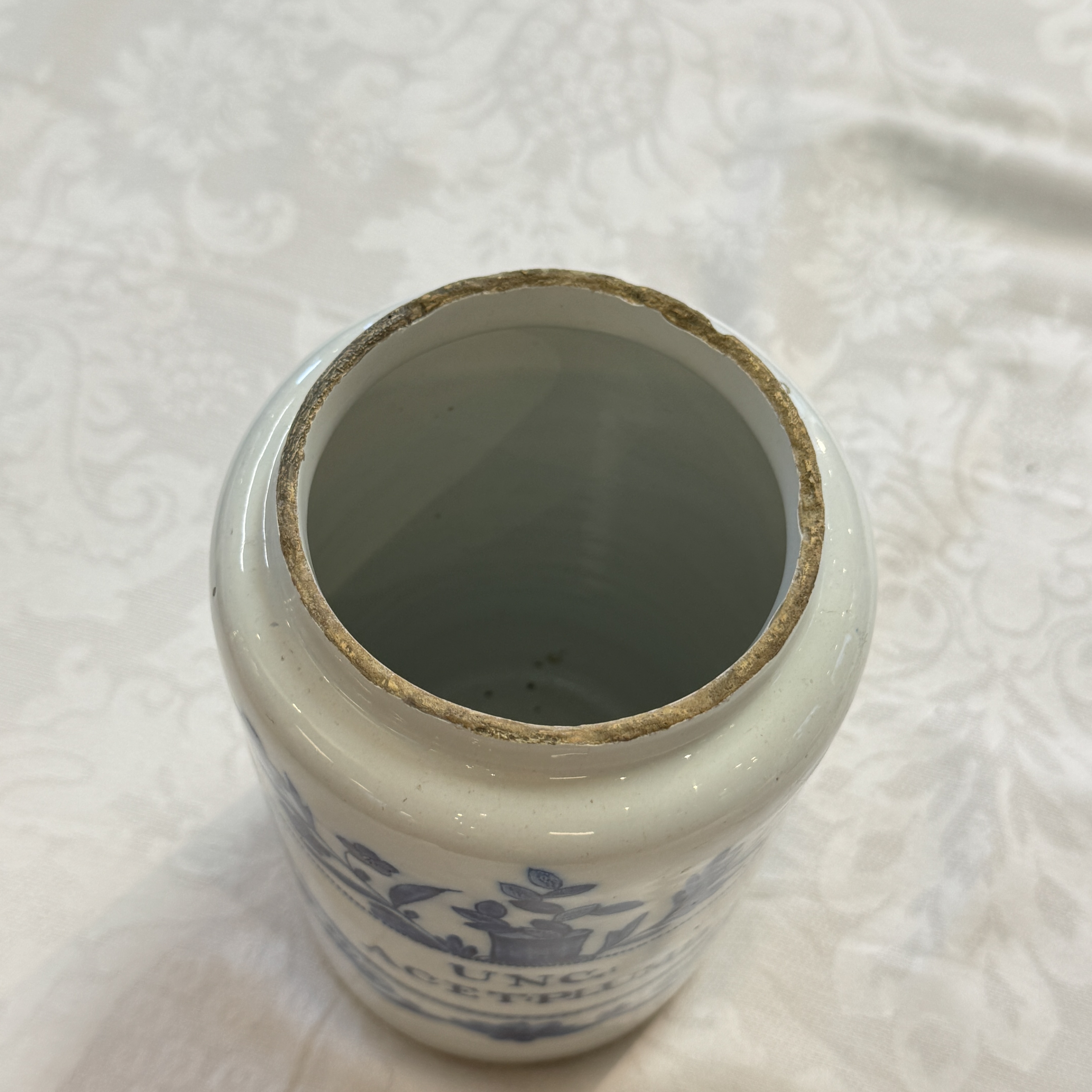 A pair of blue and white Dutch Delft albarelli-type apothecary jars — photo 6