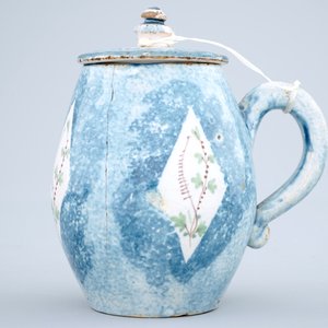 2 Brussels faience blue ground mustard jugs and a bowl, 18th C. — 照片 8