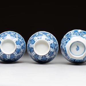 20 Chinese blue and white wares, 19th C. — foto 38