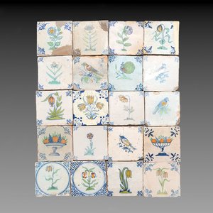20 polychrome Dutch Delft tiles with birds, flowers and fruit bowls, 17th C. — 照片 1