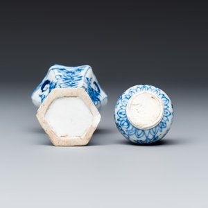 21 Chinese blue and white wares and an Imari-style teapot — photo 13