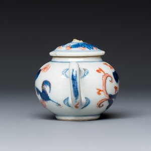 21 Chinese blue and white wares and an Imari-style teapot — photo 3