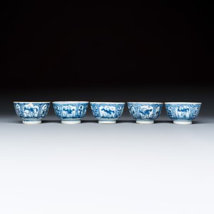 21 Chinese blue and white wares and an Imari-style teapot — photo 33