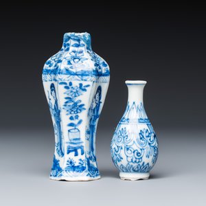 21 Chinese blue and white wares and an Imari-style teapot — photo 10