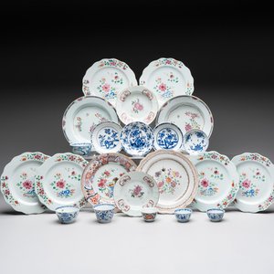 22 Chinese blue, white and famille rose wares, Kangxi and Qianlong — 照片 1