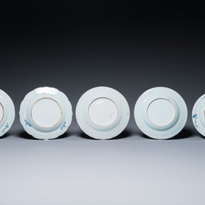 23 Chinese blauw-witte en Imari-stijl borden, Kangxi/Qianlong — foto 3