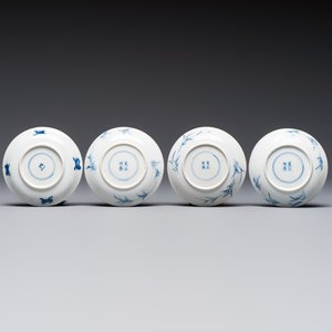 23 Chinese blue and white saucers with figural design, Yongzheng/Kangxi — photo 9