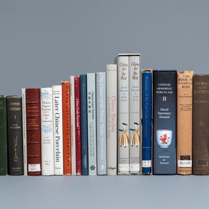 24 belangrijke boeken over Chinees export porselein w.o. famille rose, wapengoed, ... — foto 1