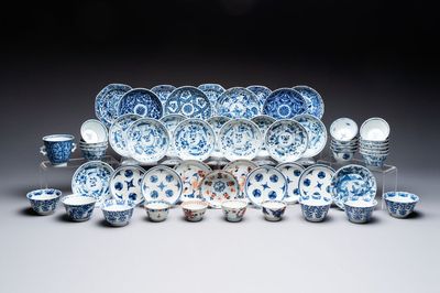 26 Chinese blue, white and Imari-style cups and 28 saucers, Kangxi and later