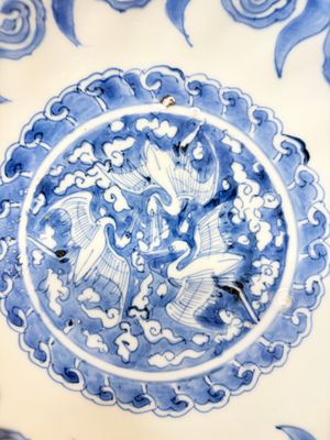 Six Chinese blue and white Ko-sometsuke 'Crane' plates for the Japanese market — photo 3