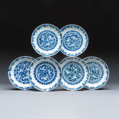 Six Chinese blue and white Ko-sometsuke 'Crane' plates for the Japanese market, Chenghua mark, late Ming