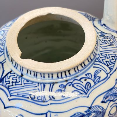 A Chinese blue and white 'Buddhist Lion' wine pot and cover — photo 20