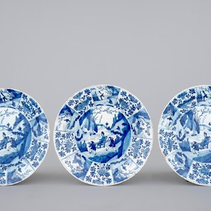3 assiettes en faïence de Delft au décors chinoiserie de style Kangxi, vers 1700 — photo 1