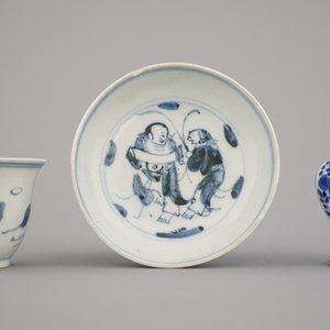 3 Chinese porcelain blue and white wares, Ming dynasty and Kangxi — 照片 2