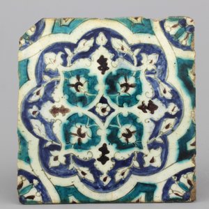 3 decoratieve tegels, Damascus, ca 1600 — foto 2