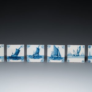 30 carreaux en faïence de Delft en bleu et blanc à décor de monstres marins et de navires, 18ème — photo 4