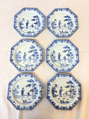 Six Chinese blue and white plates after a European silver model — photo 1