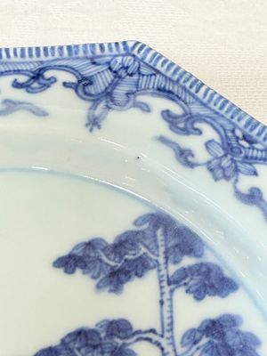 Six Chinese blue and white plates after a European silver model — photo 4