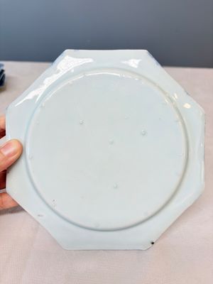 Six Chinese blue and white plates after a European silver model — photo 19