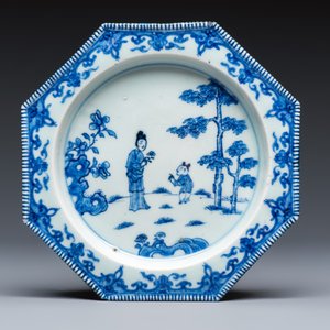 Six Chinese blue and white plates after a European silver model — photo 2