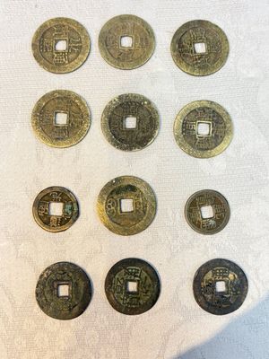 31 Chinese copper-alloy coins, 17th C. and later — photo 8