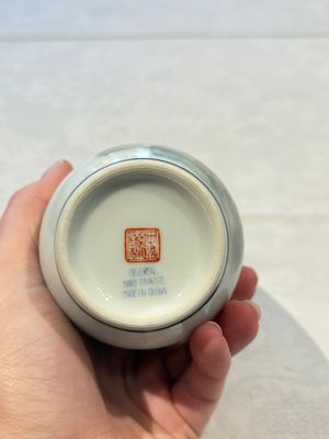 31 Chinese famille rose vases, Qianlong and Jingdezhen marks, 20th C. — 照片 115