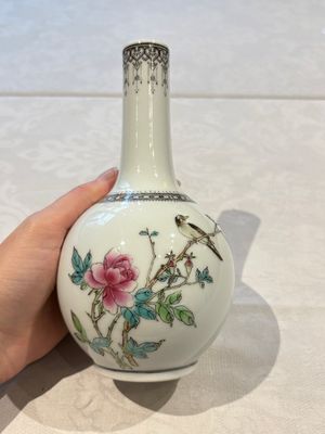 31 Chinese famille rose vases, Qianlong and Jingdezhen marks, 20th C. — 照片 116