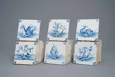 39 carreaux en faïence de Delft en bleu et blanc à décor de monstres marins et de navires, Gand, 17ème