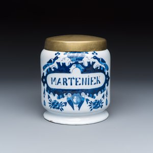 A varied group of three Dutch Delft and Brussels faience apothecary jars — photo 9