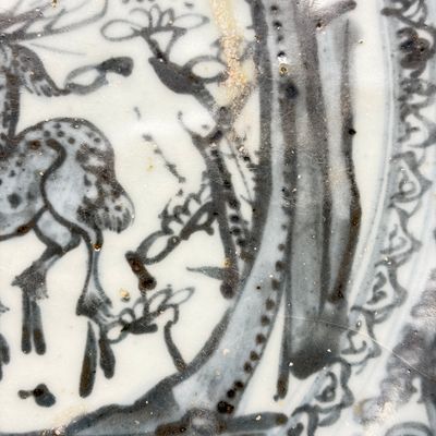 A Chinese blue and white 'Deer' dish — photo 11