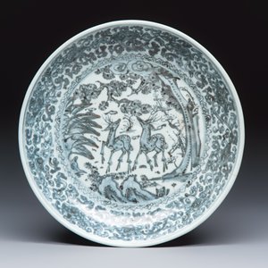 A Chinese blue and white 'Deer' dish — photo 1