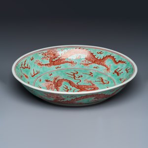 A Chinese iron-red-decorated and green-enamelled 'Dragon' plate — 照片 5